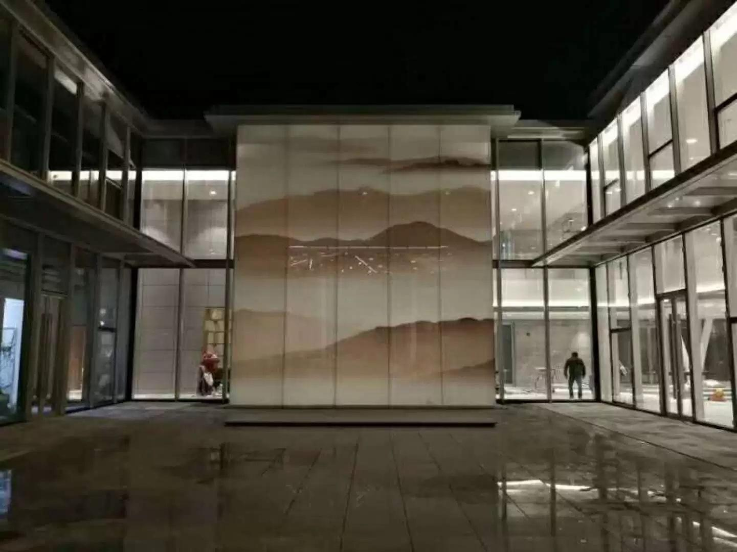 uv打印機(jī),鞋子打印機(jī),紙箱無版印刷機(jī),uv彩印機(jī),uv打印機(jī)廠家,龍潤